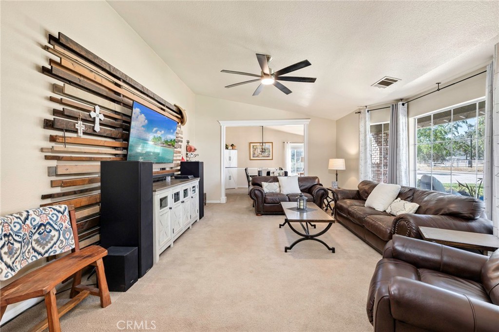 29575 Merjanian Road Menifee, CA 92584 - Photo 7 of 75