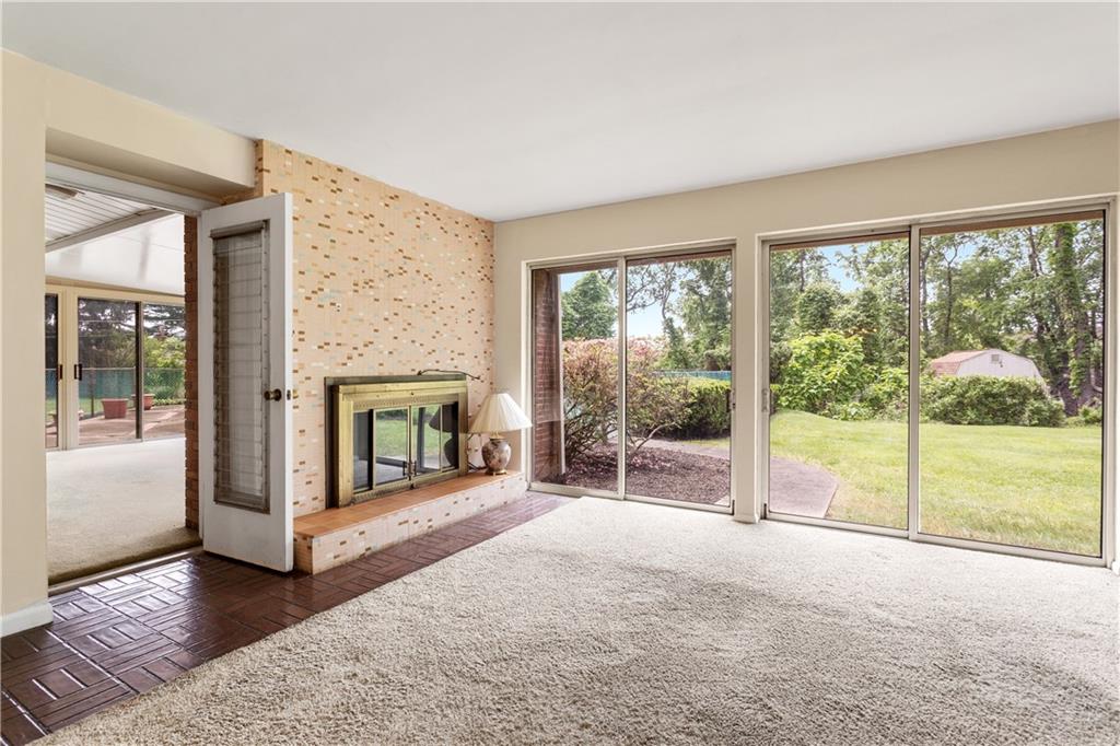 2009 O'Block Road Pittsburgh, PA 15239 - Photo 10 of 25 Gallery Image 10