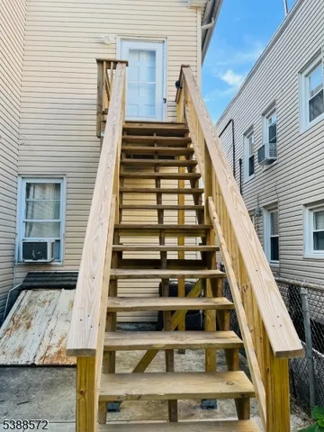 $599,000 | 58 Florida Street, Unit 2, Elizabeth Port, NJ 07206