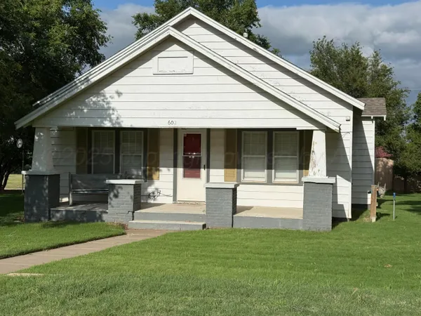 $149,000 | 602 South Young Street, Follett, TX 79034