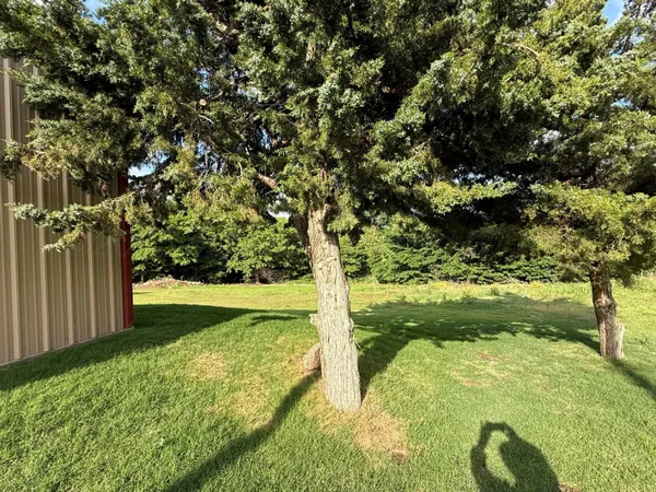 $149,000 | 602 South Young Street, Follett, TX 79034