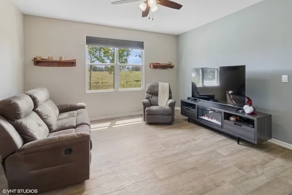 $434,900 | 6813 Cobble Springs Lane, Wonder Lake, IL 60097