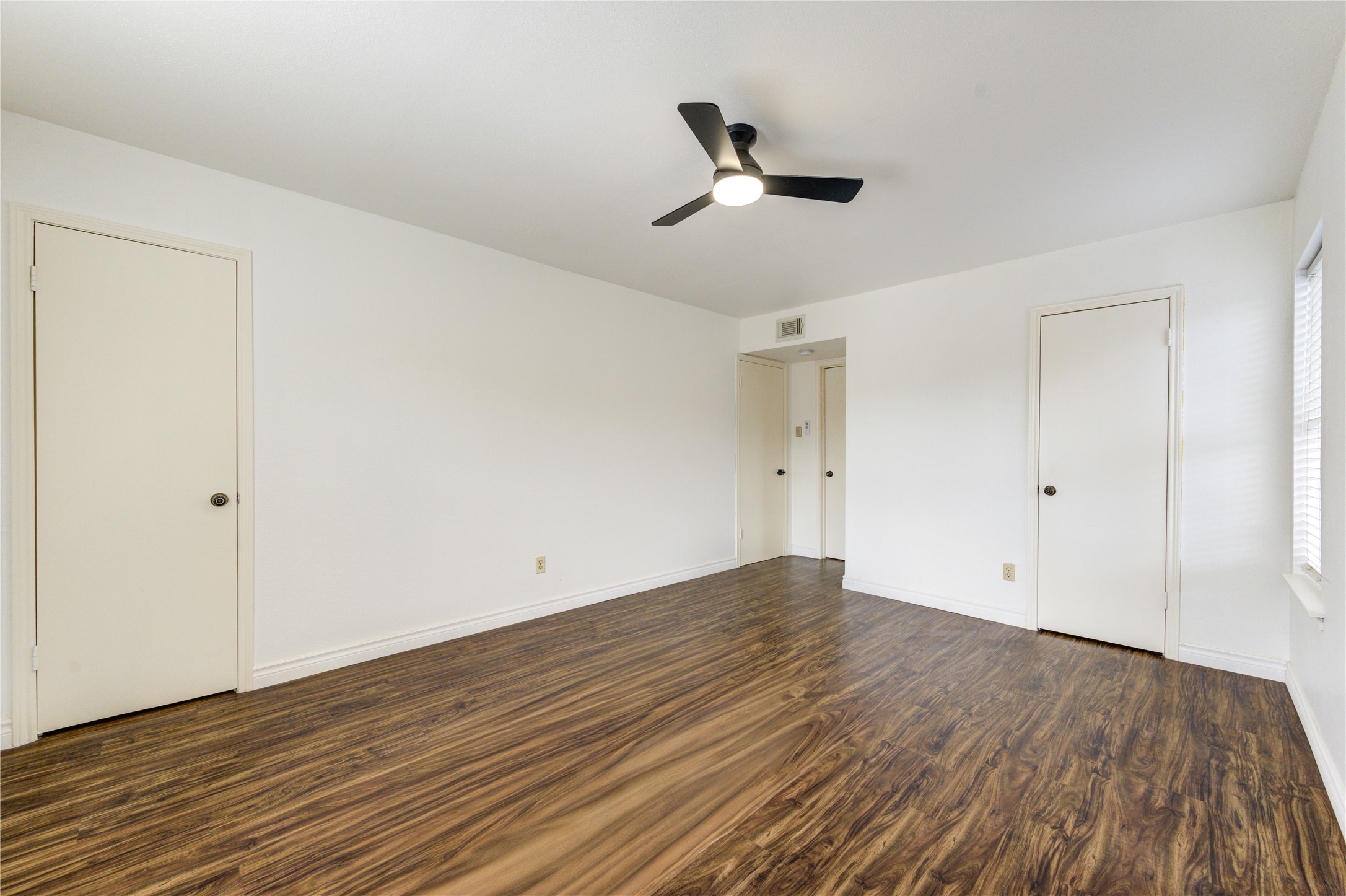 830 Threadneedle Street, Unit 224 Houston, TX 77079 - Photo 33 of 42 Gallery Image 33