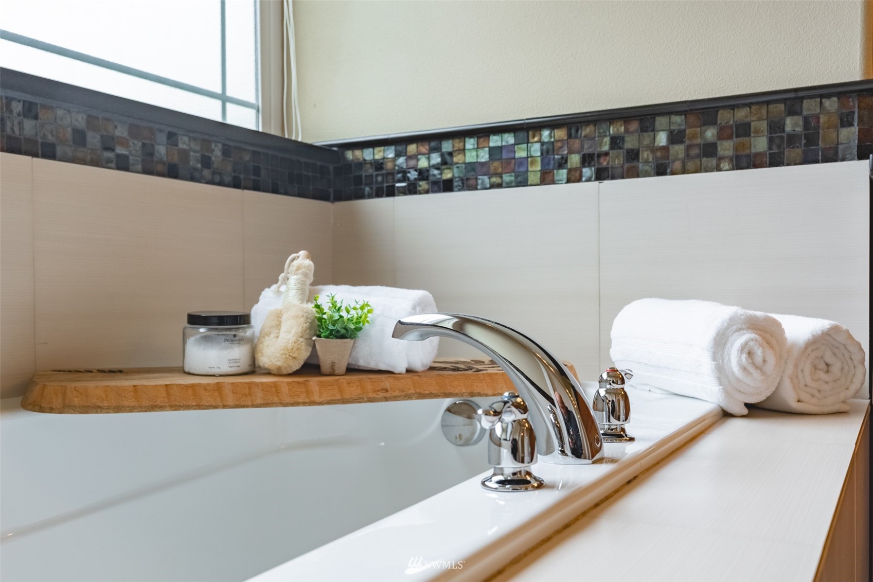 1225 Geneva Hills Road Bellingham, WA 98229 - Photo 21 of 39 Gallery Image 21