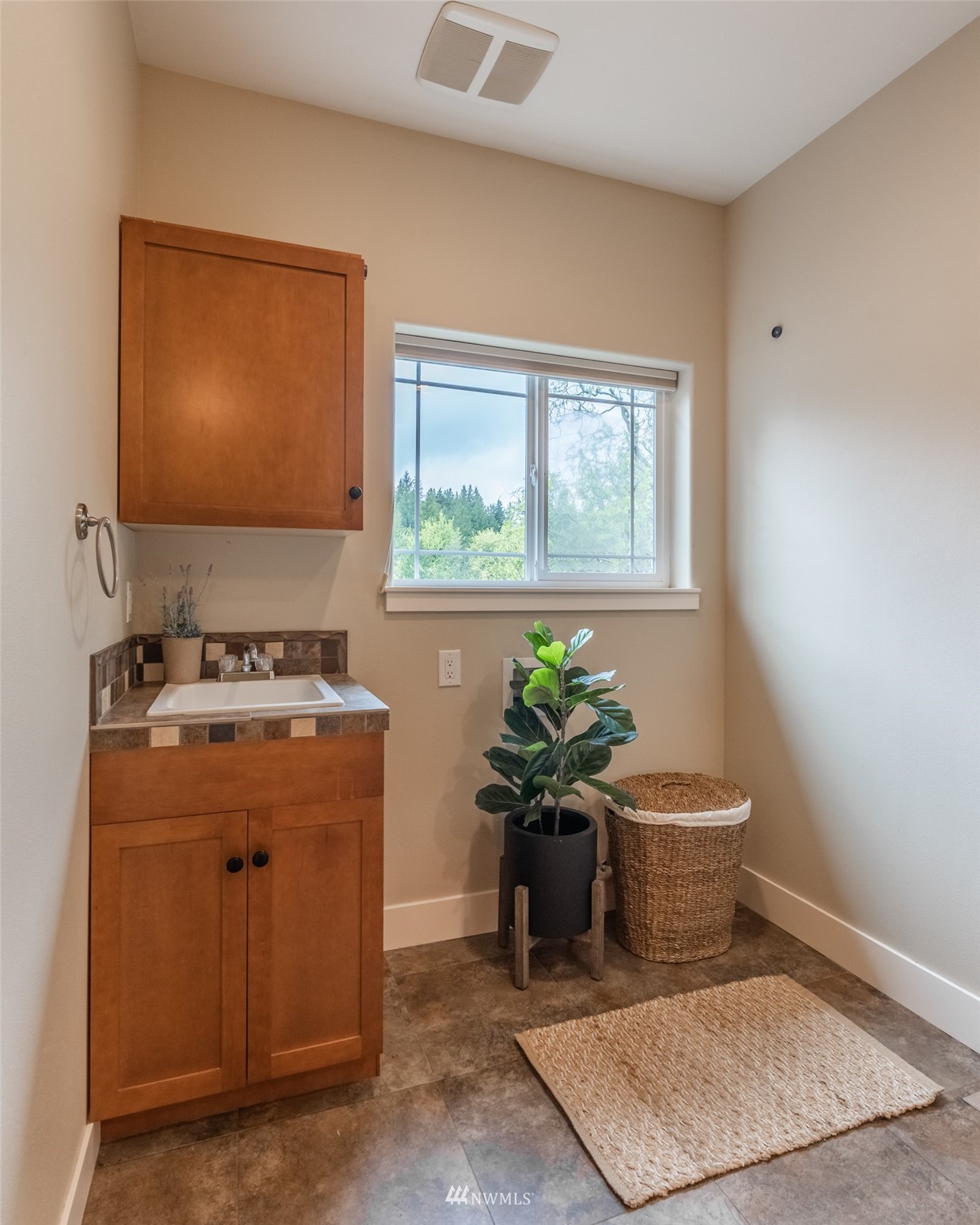 1225 Geneva Hills Road Bellingham, WA 98229 - Photo 28 of 39 Gallery Image 28