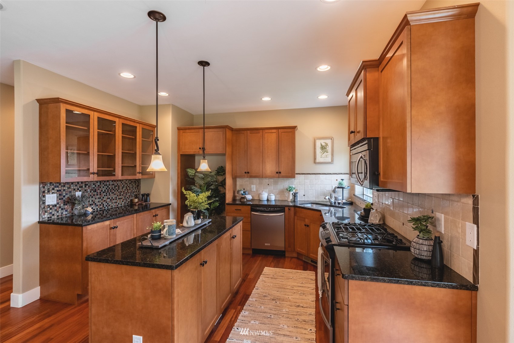 1225 Geneva Hills Road Bellingham, WA 98229 - Photo 10 of 39 Gallery Image 10