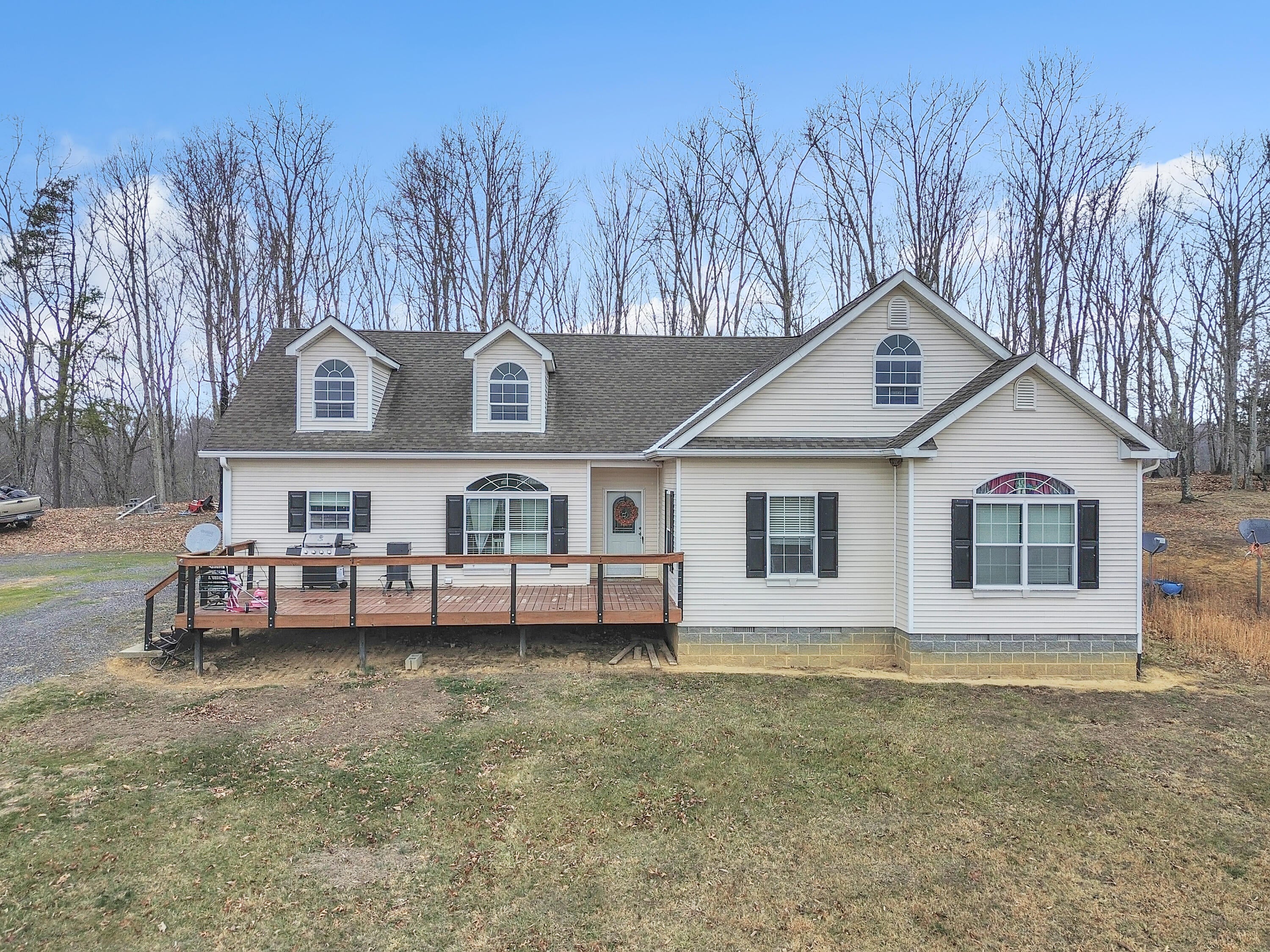 423 Briar Ridge Road Lindside, WV 24951 - Photo 4 of 43 1DJI_0466