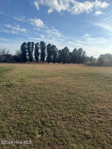 $975 | 121 Simmental Lane, Richlands, NC 28574