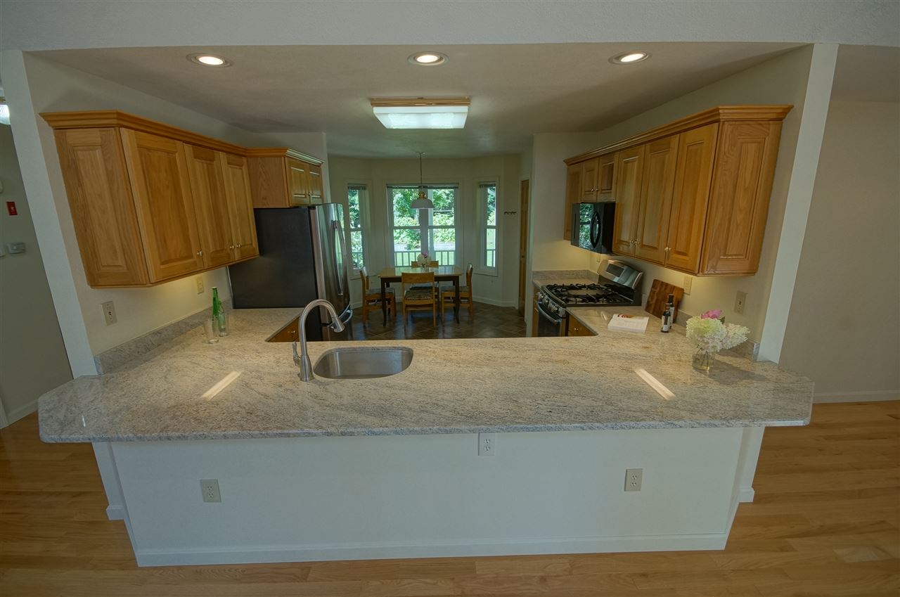115 Haverhill Road Windham, NH 03087 - Photo 13 of 40