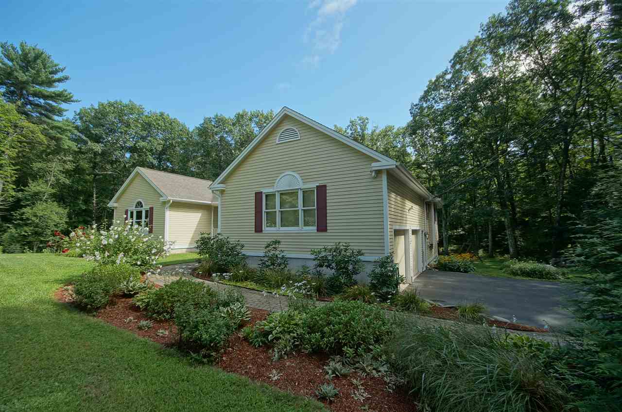 115 Haverhill Road Windham, NH 03087 - Photo 3 of 40