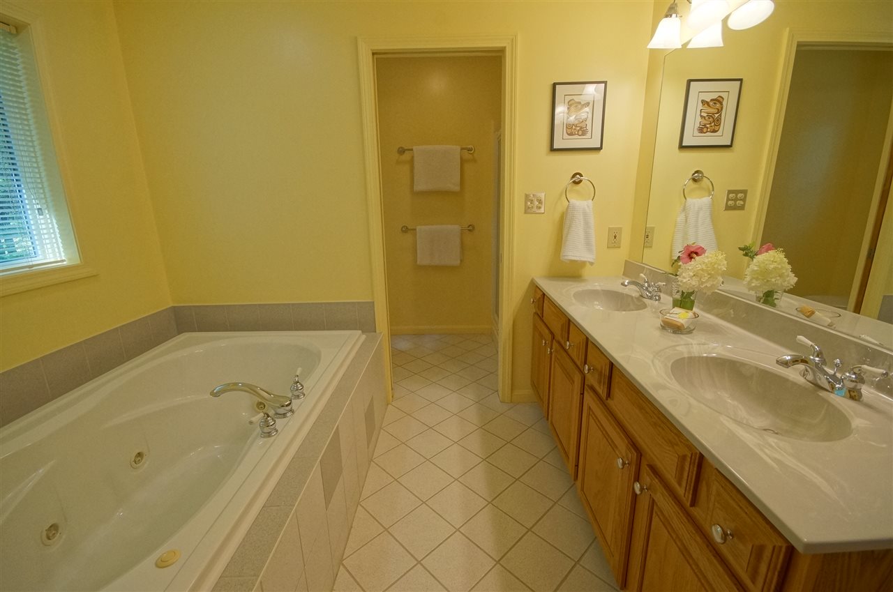 115 Haverhill Road Windham, NH 03087 - Photo 26 of 40