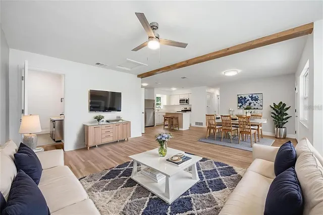 $325,000 | 109 Magnolia Avenue, Seffner, FL 33584