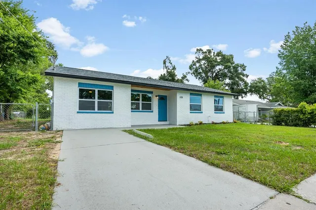 $325,000 | 109 Magnolia Avenue, Seffner, FL 33584