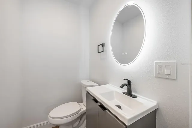 $325,000 | 109 Magnolia Avenue, Seffner, FL 33584