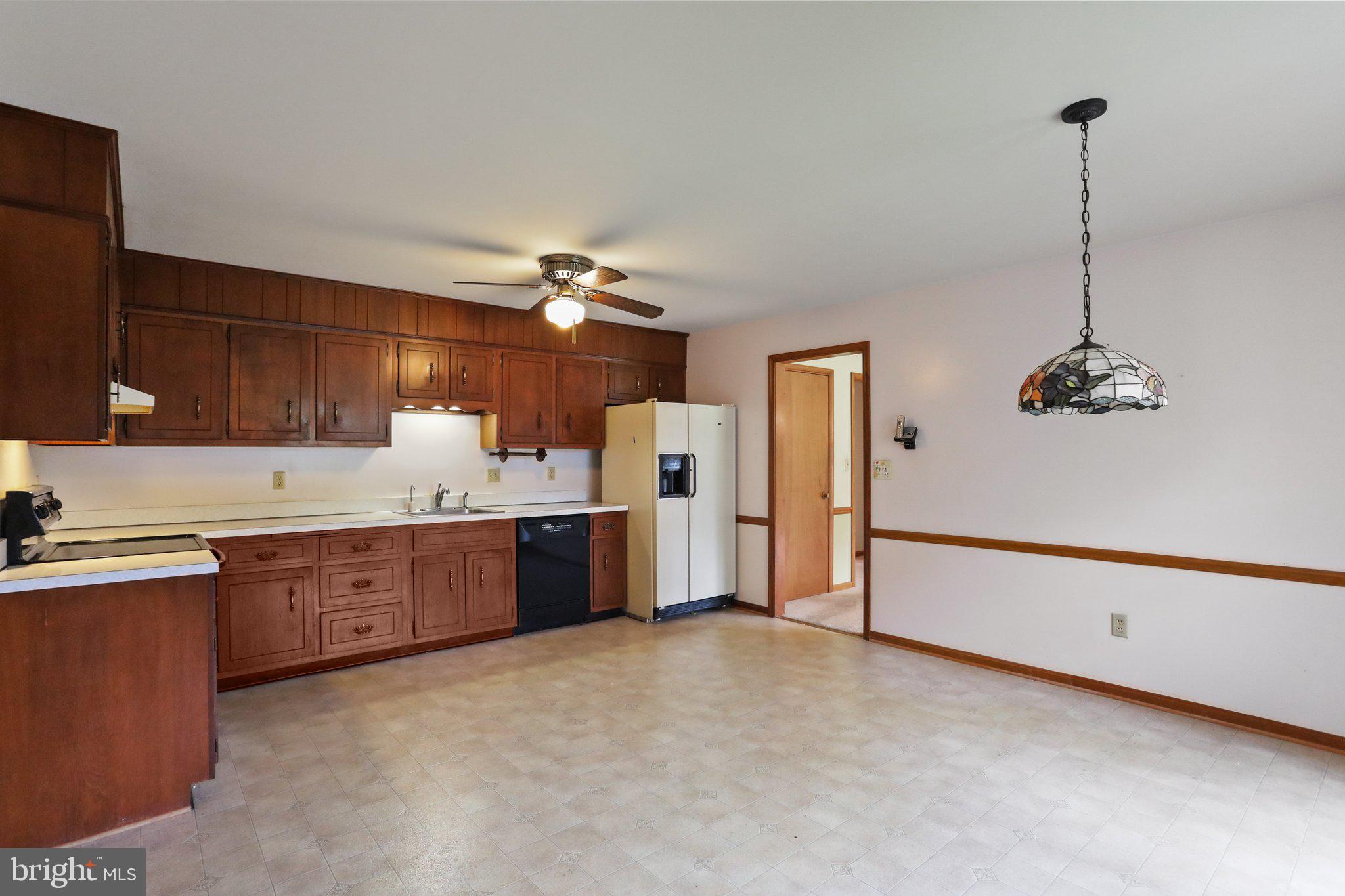 24425 Hanson Road Gaithersburg, MD 20882 - Photo 13 of 52 Gallery Image 13