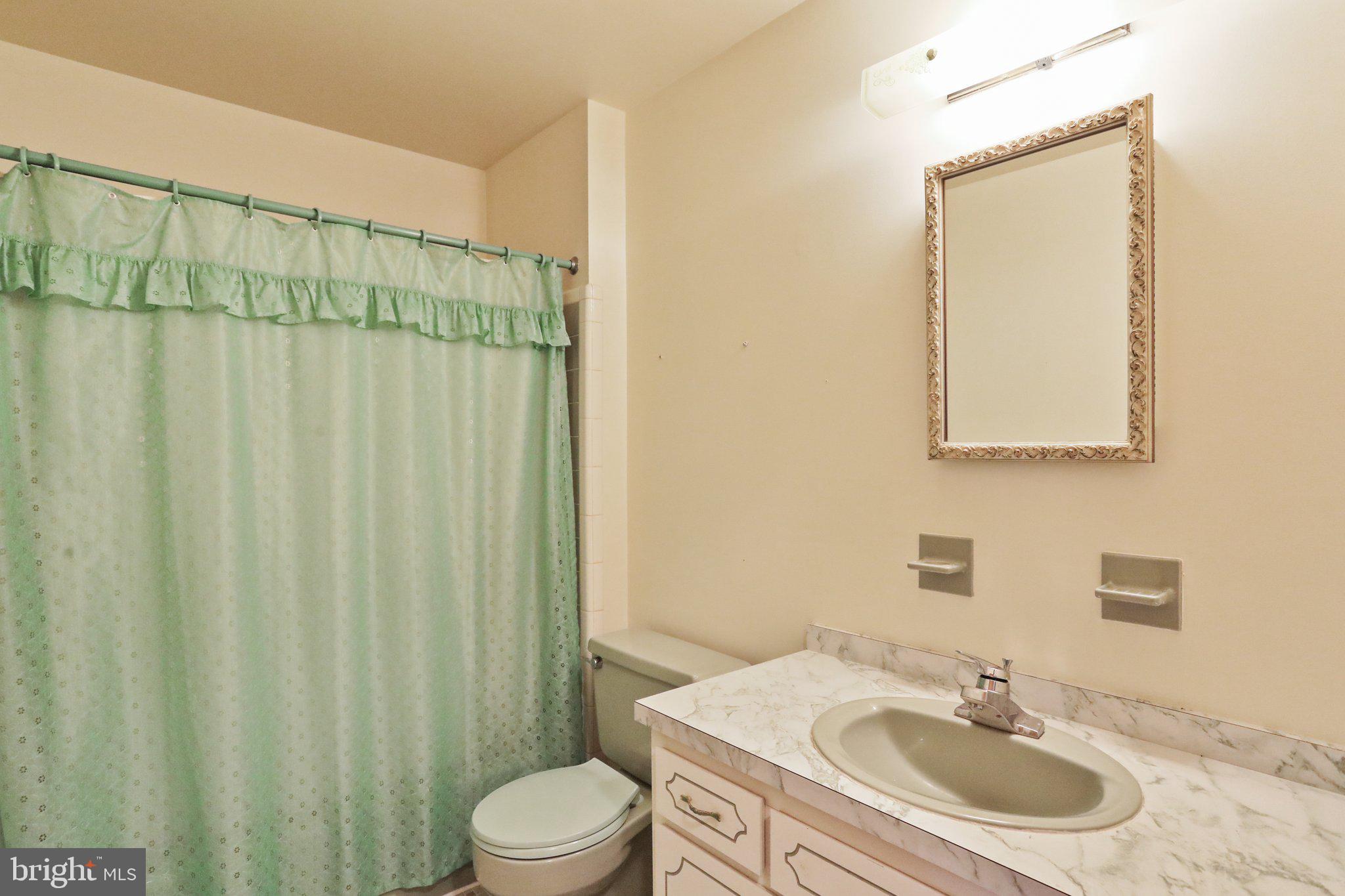 24425 Hanson Road Gaithersburg, MD 20882 - Photo 18 of 52 Gallery Image 18