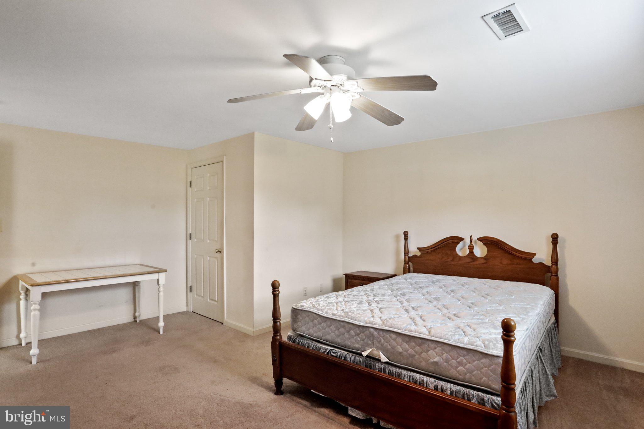 24425 Hanson Road Gaithersburg, MD 20882 - Photo 36 of 52 Gallery Image 36