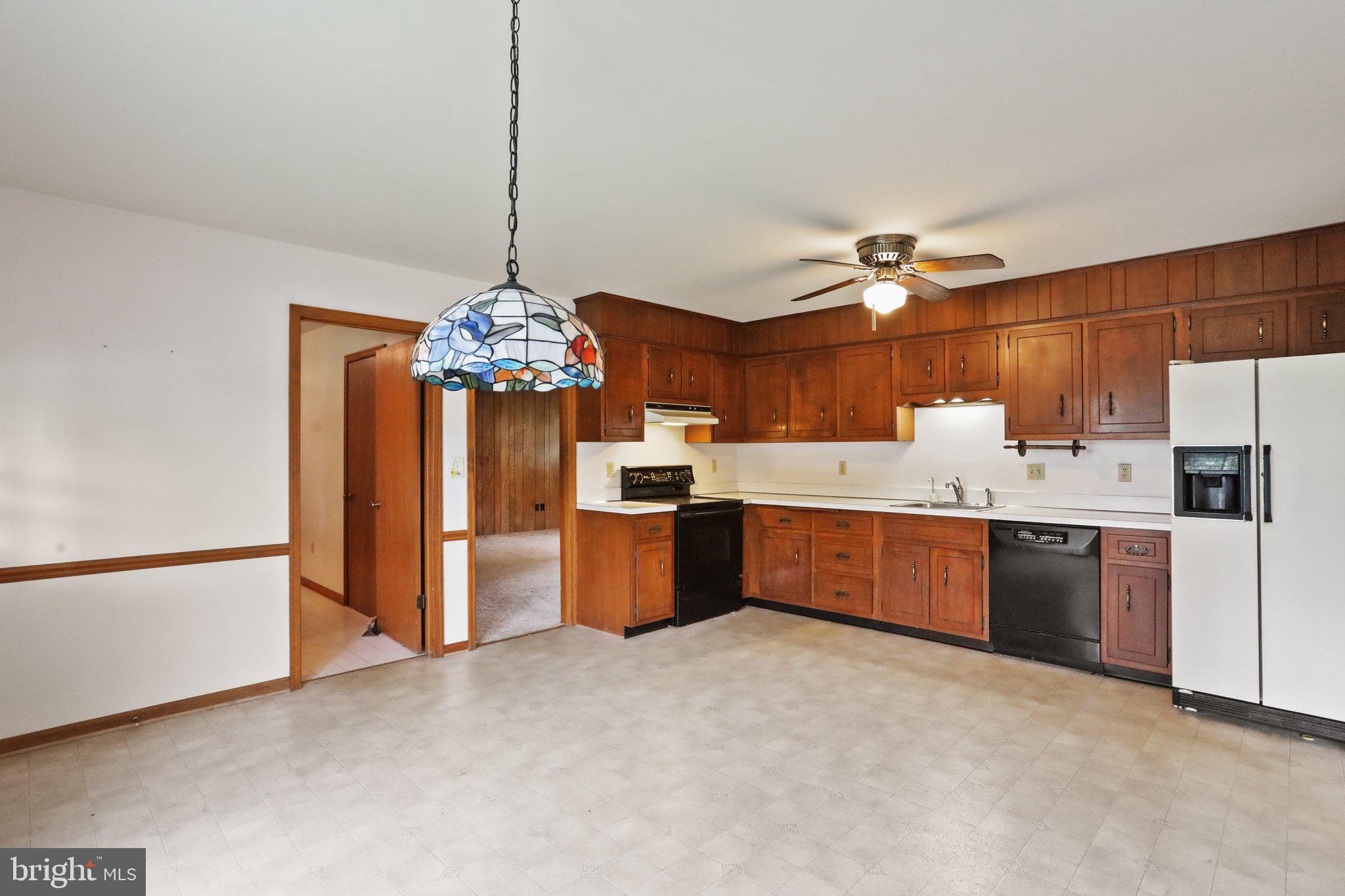 24425 Hanson Road Gaithersburg, MD 20882 - Photo 10 of 52 Gallery Image 10