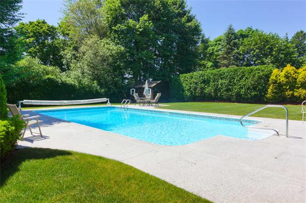 87 Russell Road Framingham, MA 01702 - Photo 26 of 27 Gallery Image 26