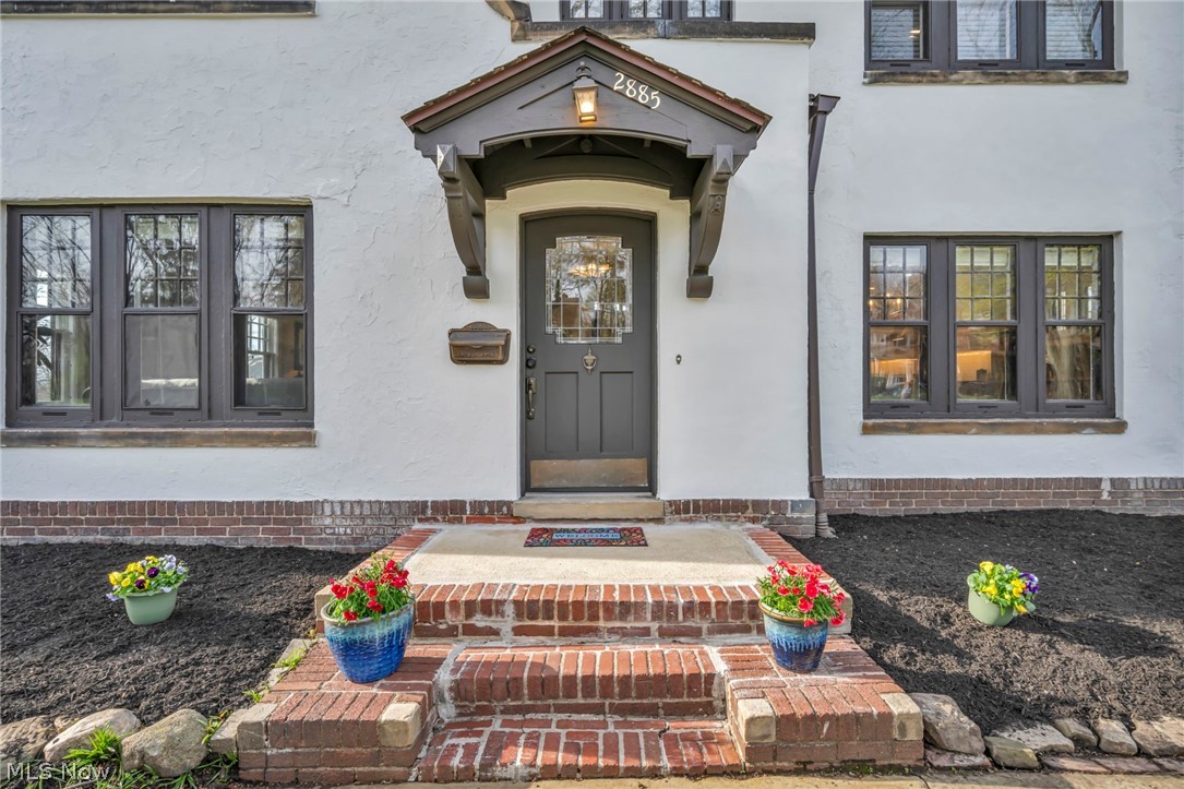 2885 Edgehill Road Cleveland Heights, OH 44118 - Photo 2 of 48 Gallery Image 2