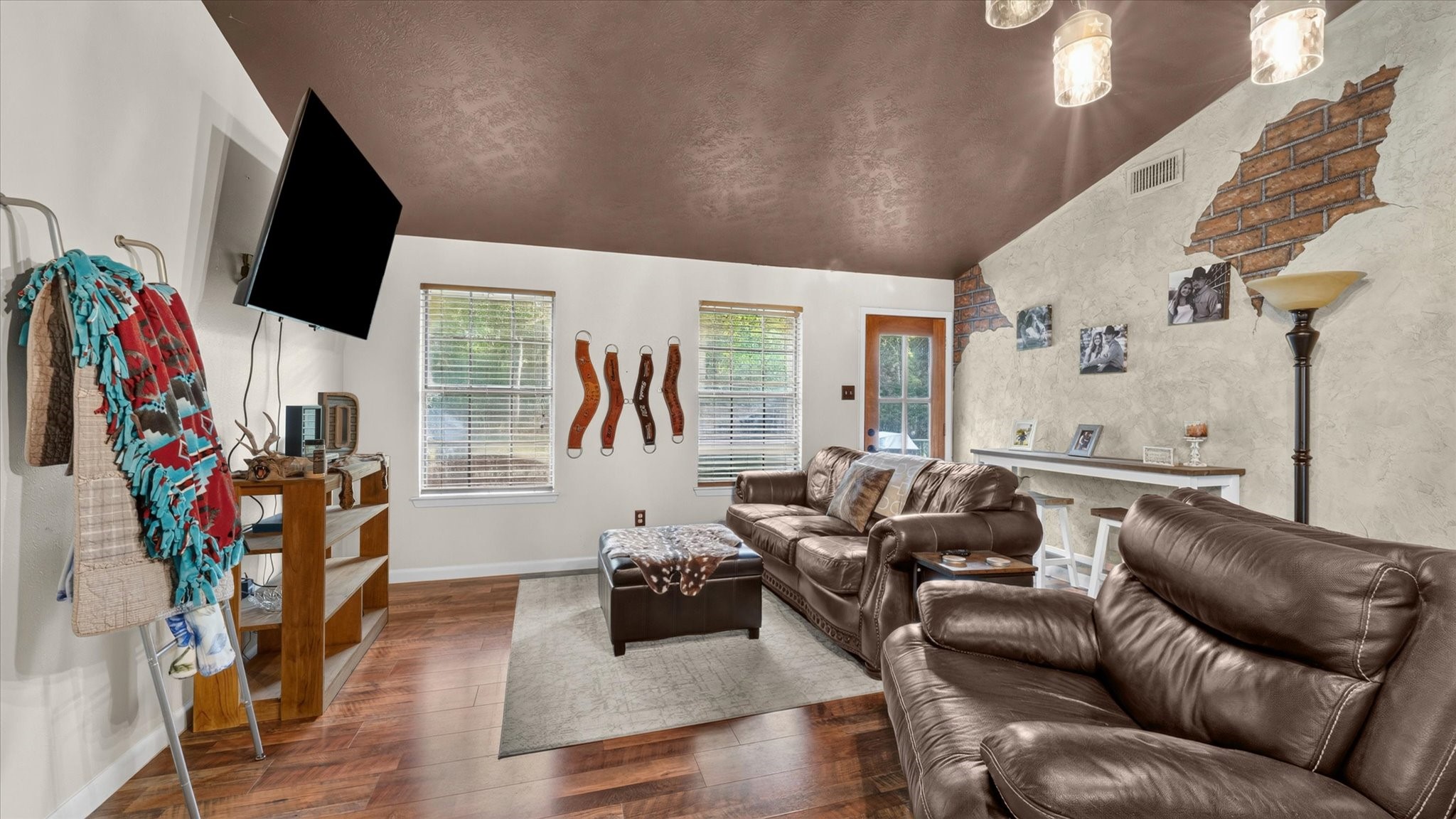23346 Henson Road Montgomery, TX 77356 - Photo 12 of 32 Gallery Image 12