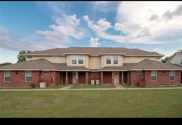 $1,475 | 1257 Lovett Street, Unit 1257, Tomball, TX 77375