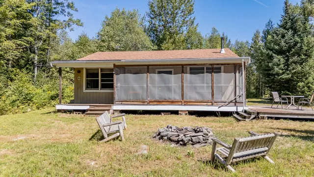 $64,900 | 40-1 Bates Road, Abbot, ME 04406