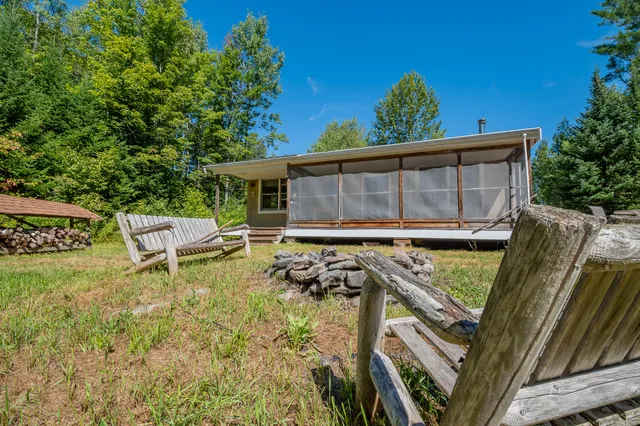 $64,900 | 40-1 Bates Road, Abbot, ME 04406