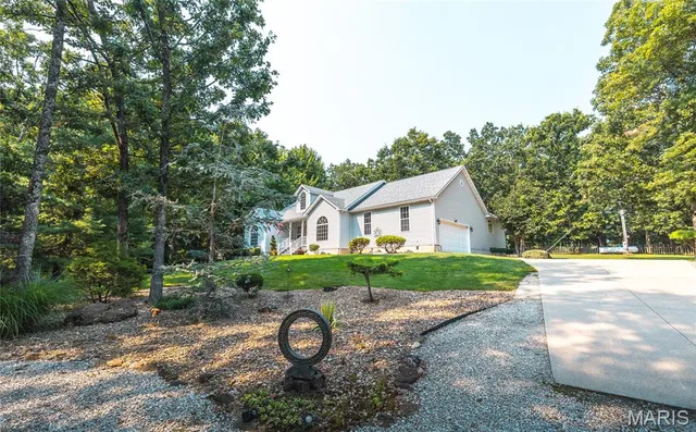 $575,000 | 15021 County Road 1050, St. James, MO 65559