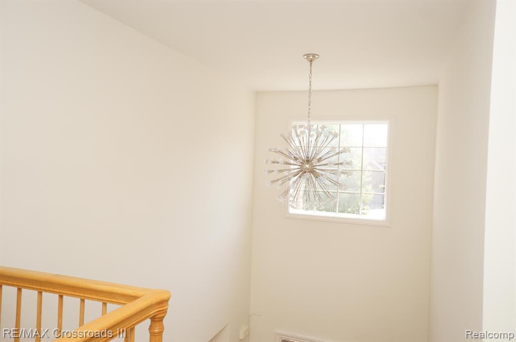 6446 Wilson Road Ann Arbor, MI 48108 - Photo 3 of 27