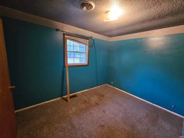 $109,900 | 301 Hickory Street, Oaktown, IN 47561