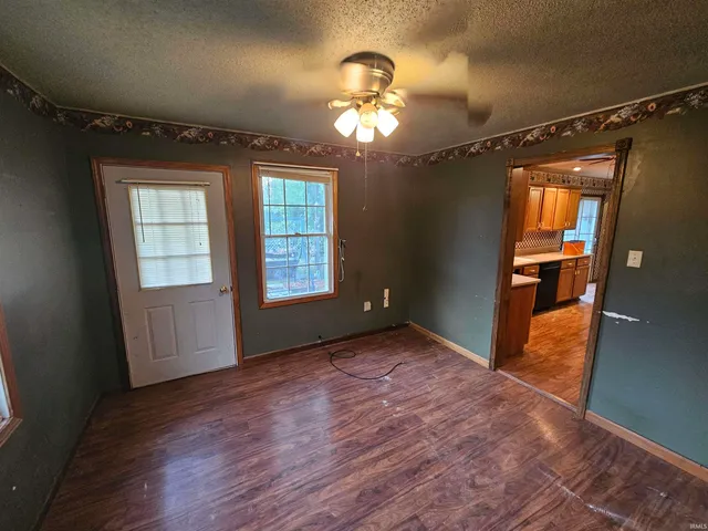 $109,900 | 301 Hickory Street, Oaktown, IN 47561