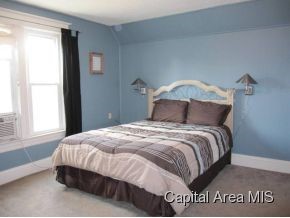 1040 West Elliott Avenue Springfield, IL 62702 - Photo 5 of 24