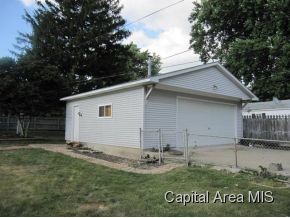1040 West Elliott Avenue Springfield, IL 62702 - Photo 7 of 24