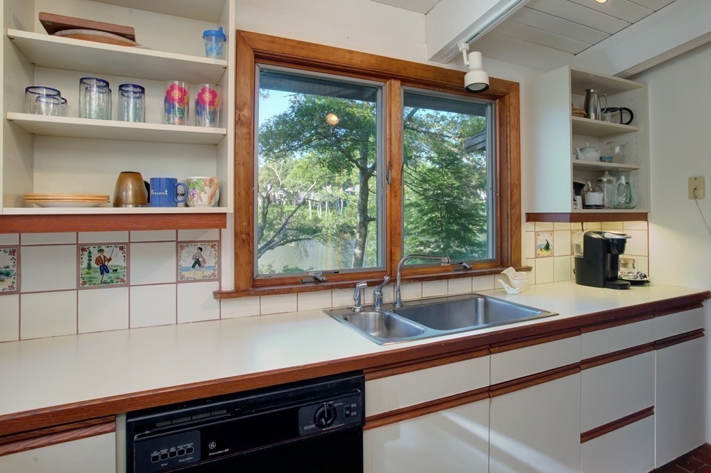 100 Ransom Road Falmouth, MA 02540 - Photo 13 of 23 Gallery Image 13
