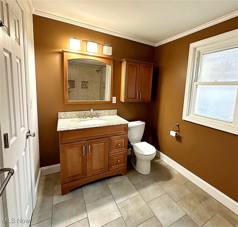 2247 Barrington Road Cleveland, OH 44118 - Photo 22 of 39