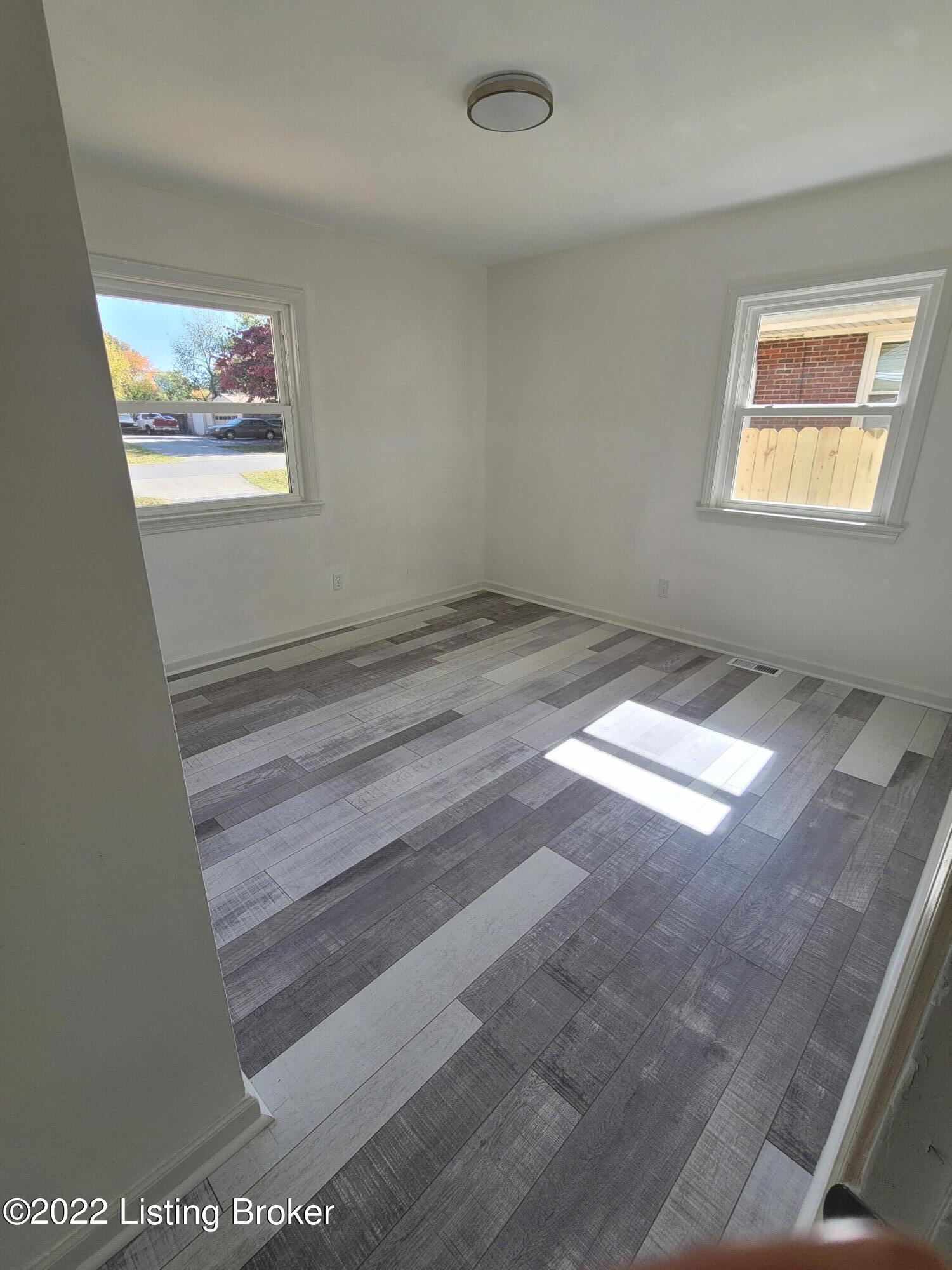 8230 Virginia Road Louisville, KY 40258 - Photo 5 of 10 BR 2