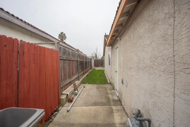 $310,000 | 8069 Halkeep Way, Sacramento, CA 95823