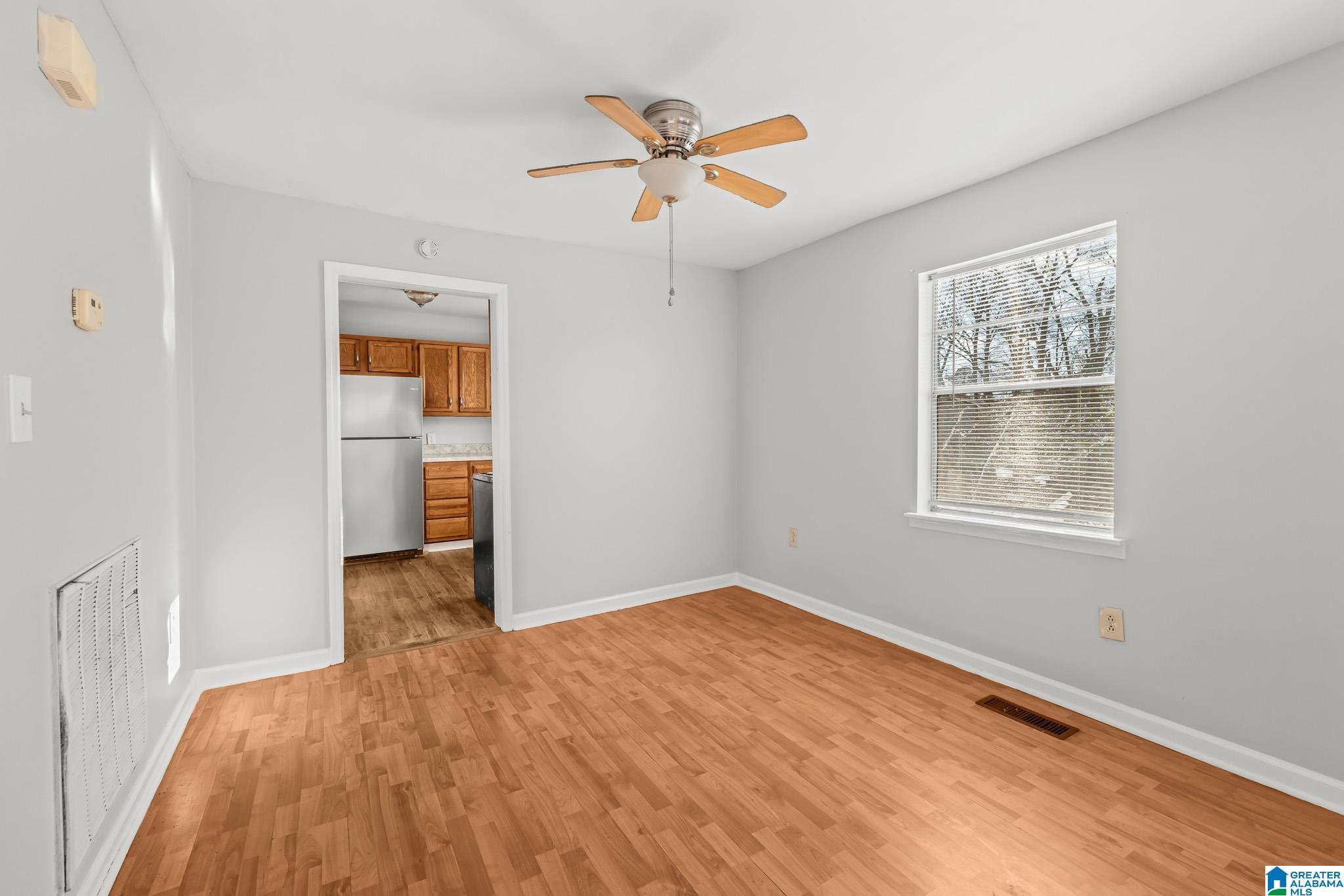3921 Rutledge Avenue Southwest Birmingham, AL 35221 - Photo 3 of 18