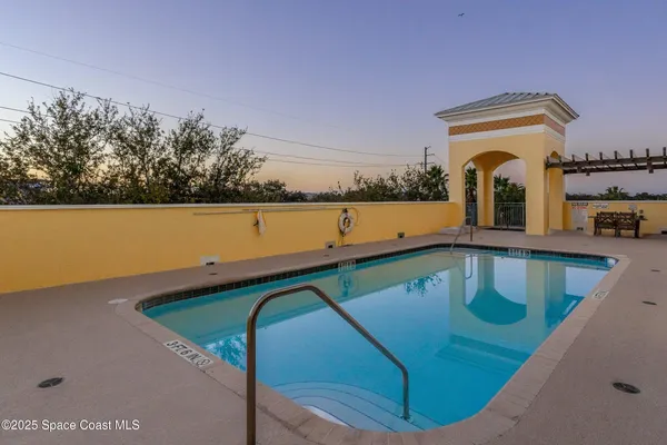 $425,000 | 1437 Pineapple Avenue, Unit 302, Melbourne, FL 32935