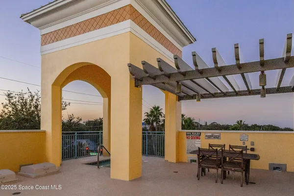 $425,000 | 1437 Pineapple Avenue, Unit 302, Melbourne, FL 32935