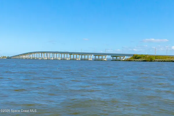 $425,000 | 1437 Pineapple Avenue, Unit 302, Melbourne, FL 32935