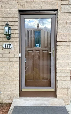 $267,900 | 11 Mansion Woods Drive, Unit F, Agawam, MA 01001