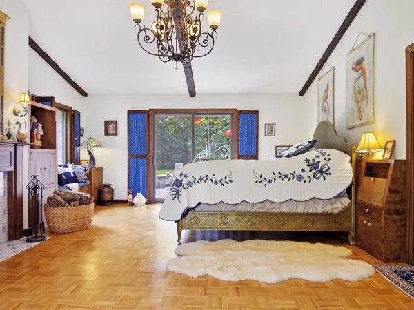 $850,000 | 16 Davis Point Road, Wayne, ME 04284