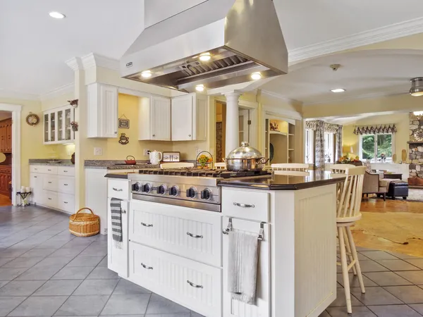 $850,000 | 16 Davis Point Road, Wayne, ME 04284