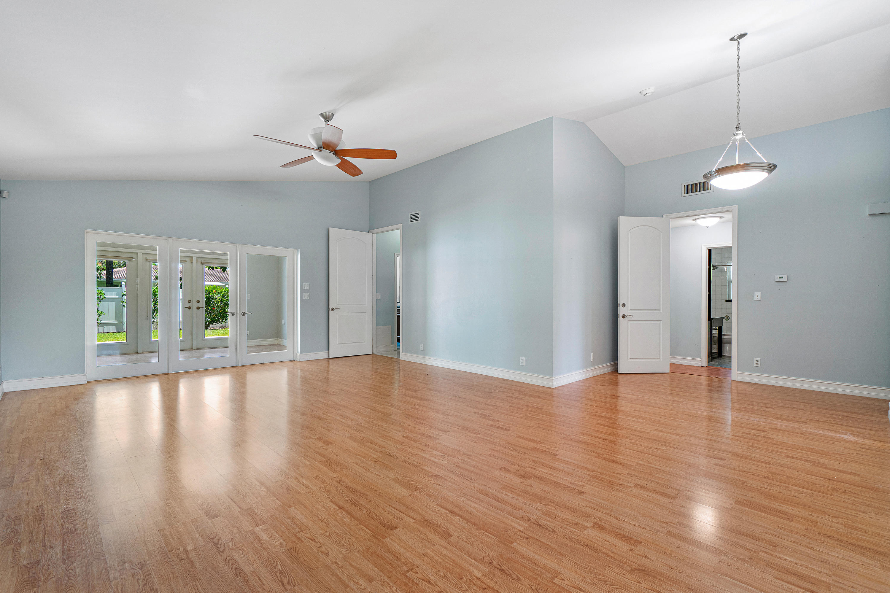 1175 Southwest 18th Street Boca Raton, FL 33486 - Photo 8 of 27 009-1175SW18thSt-BocaRaton-FL-full