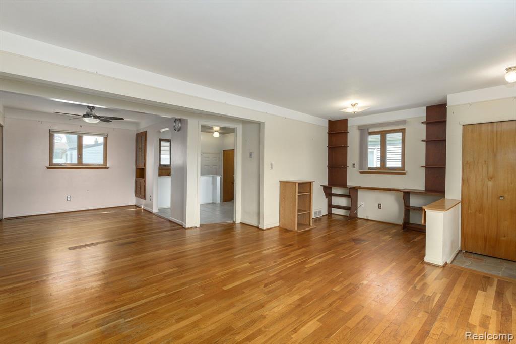 9522 Pardee Road Taylor, MI 48180 - Photo 7 of 28