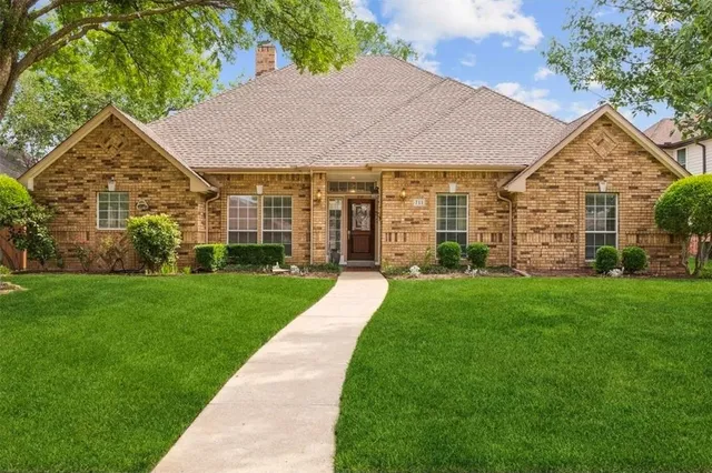 $584,900 | 711 Parkway Boulevard, Coppell, TX 75019