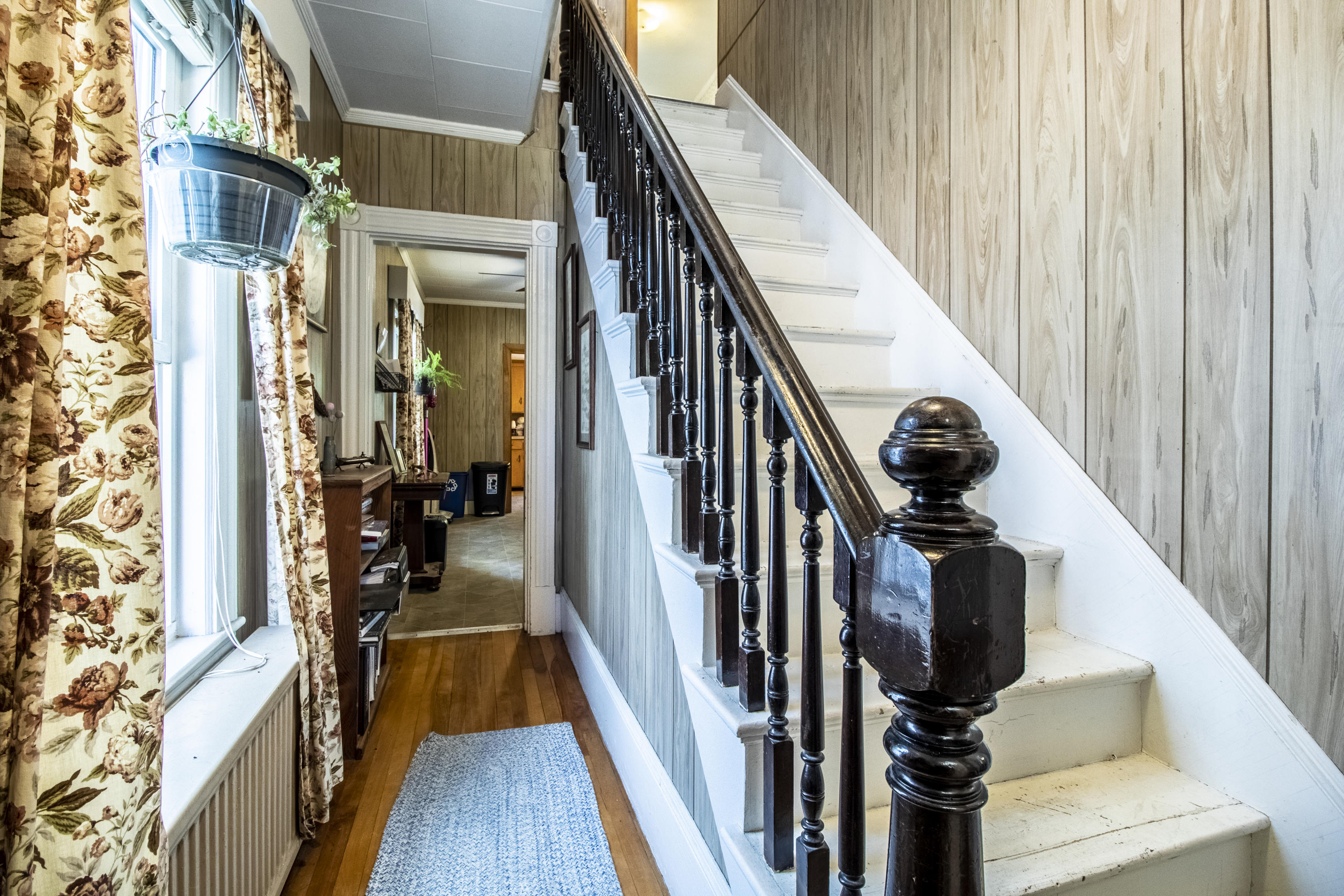 20 Pine Street Springvale, ME 04083 - Photo 13 of 25 Stairway