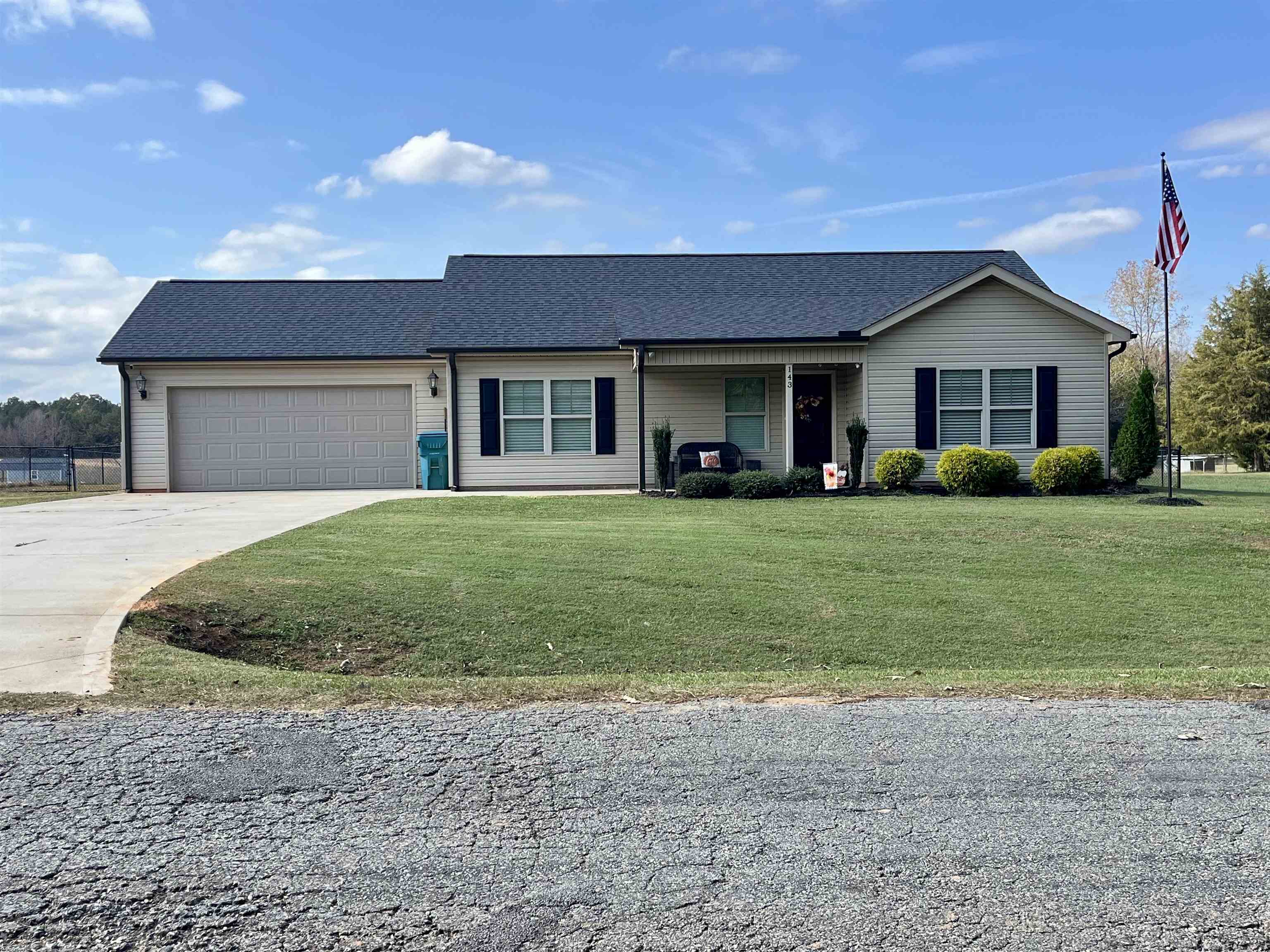 143 Rolling Mill Road Gaffney, SC 29340 - Photo 1 of 18